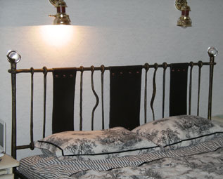 Forged bed