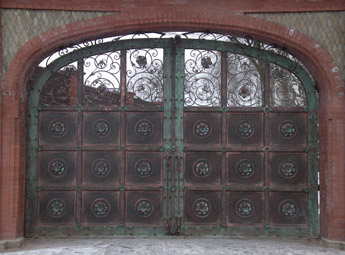 Forged gate