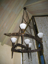 Lustre forgé